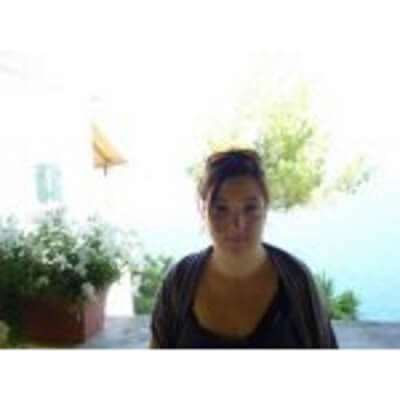 Vingerhoedt, Laura Laura Vingerhoedt